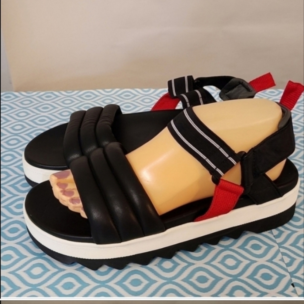 Cougar red and black platform, sandals Pippa Leather Comfort Size 9 Chunky
